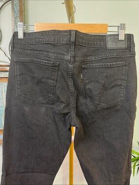 Levi's 711 skinny Black Jeans EUC 30